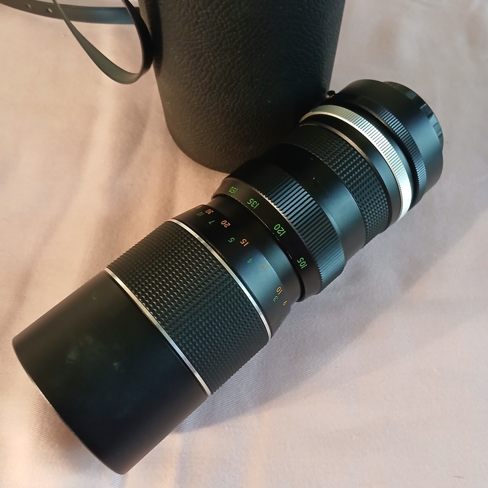 Telesar Black Camera Lens
